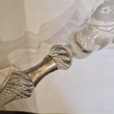 Lot 11 - An engraved Jacobite wine glass