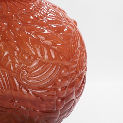 Lot 68 - An Art Deco moulded glass vase