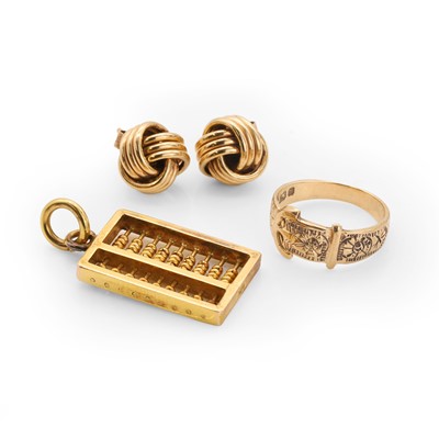 Lot 206 - A small group of gold jewellery
