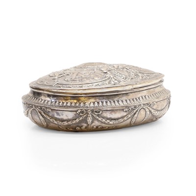 Lot 51 - A German silver box