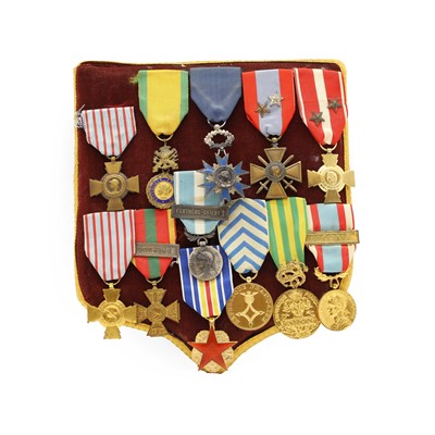 Lot 157 - A collection of French war medals