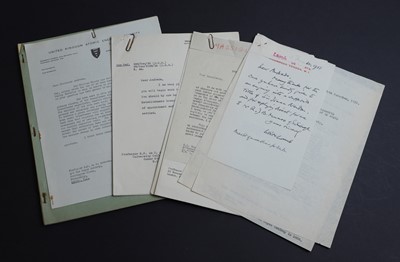 Lot 327 - Autograph & Typed letters Signed