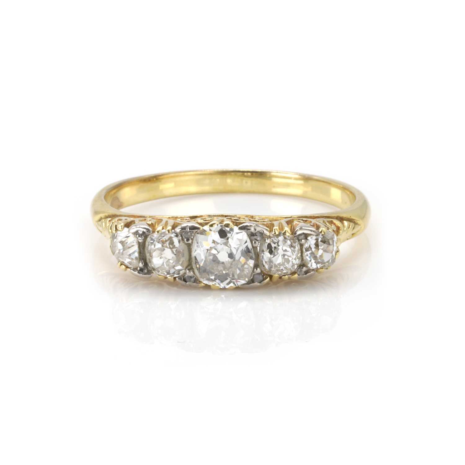Lot 35 - A late Victorian diamond five stone ring