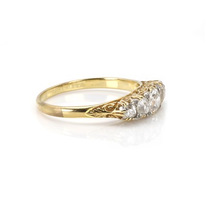 Lot 35 - A late Victorian diamond five stone ring