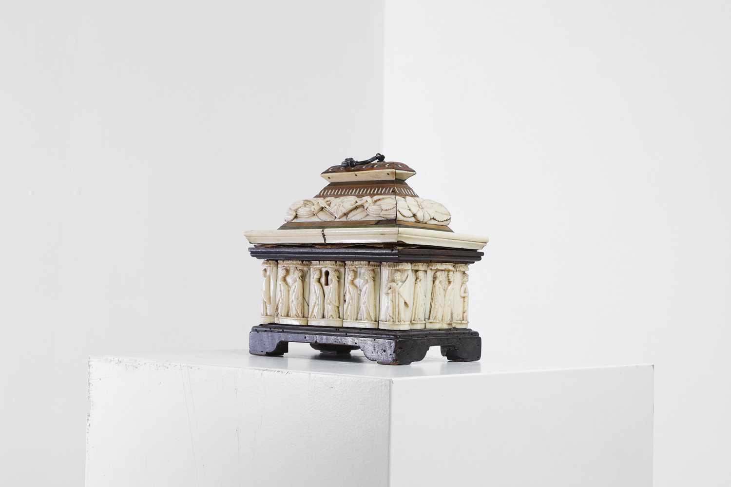 Lot 70 - A small bone, horn and softwood casket