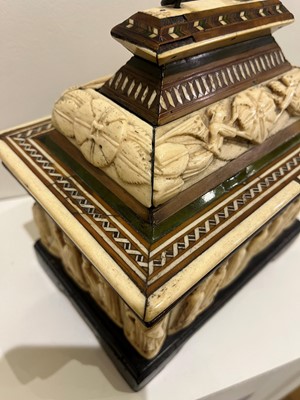 Lot 70 - A small bone, horn and softwood casket