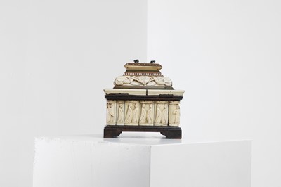 Lot 70 - A small bone, horn and softwood casket