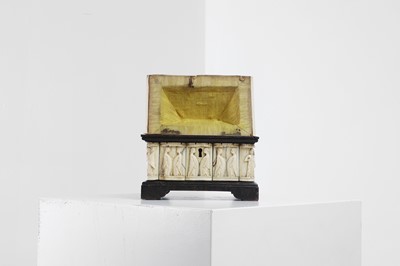 Lot 70 - A small bone, horn and softwood casket