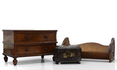Lot 315 - A fiddleback mahogany apprentice chest of drawers