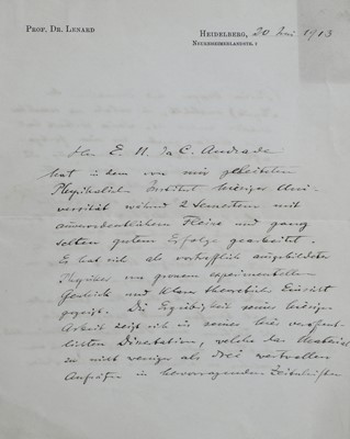 Lot 321 - Signed letters from Two German Nobel Prize winning Physicists, etc.