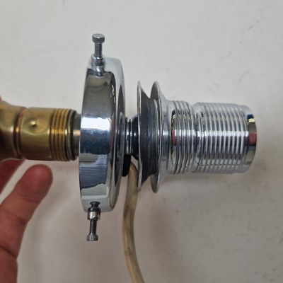 Lot 71 - A WMF Ikora glass lamp