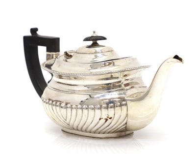 Lot 17 - A silver teapot