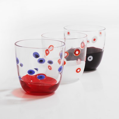 Lot 178 - A group of three Carlo Moretti glass tumblers