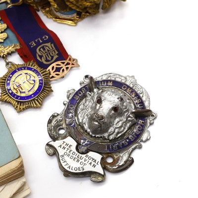 Lot 306 - A collection of masonic and RAOB medals