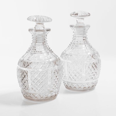 Lot 154 - A pair of Regency Anglo-Irish cut glass decanters