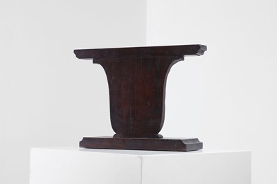 Lot 374 - A William IV mahogany plate stand