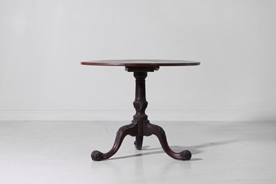 Lot 399 - A George II mahogany tripod table