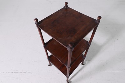 Lot 376 - A Regency mahogany étagère