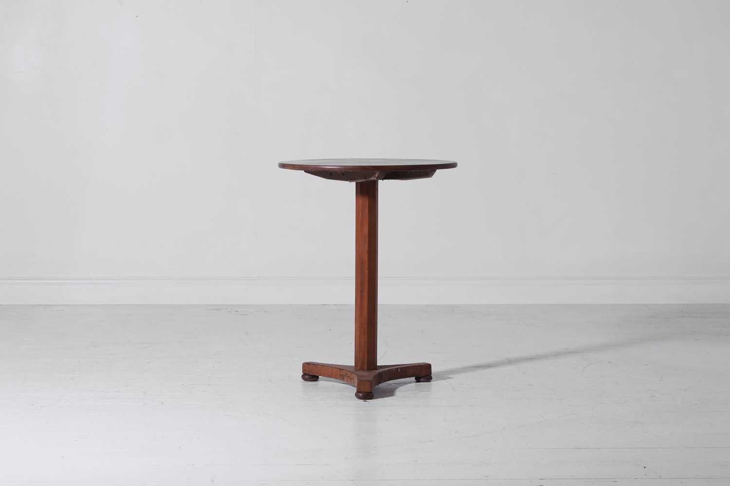 Lot 367 - A mahogany occasional table