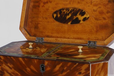 Lot 390 - A George III tortoiseshell and ivory tea caddy