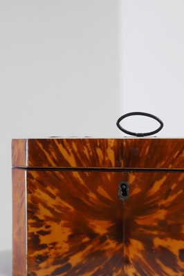 Lot 390 - A George III tortoiseshell and ivory tea caddy