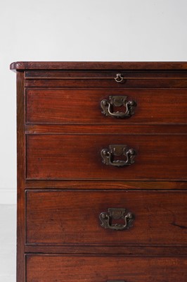 Lot 312 - A George III mahogany chest of drawers