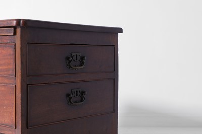 Lot 312 - A George III mahogany chest of drawers