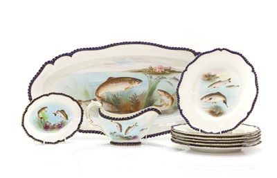 Lot 110 - A Royal Worcester freshwater fish serving platter