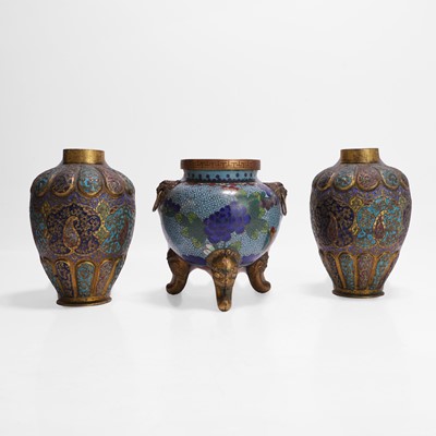 Lot 146 - A pair of Indian enamelled vases