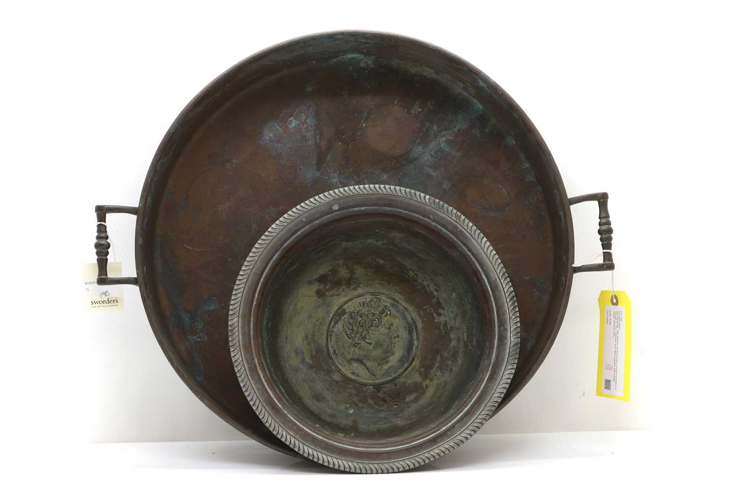 Lot 106 - A copper basin