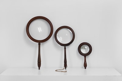 Lot 393 - A large rosewood library magnifying glass