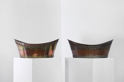 Lot 372 - A pair of copper and brass baskets