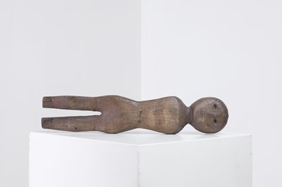 Lot 404 - A carved oak doll