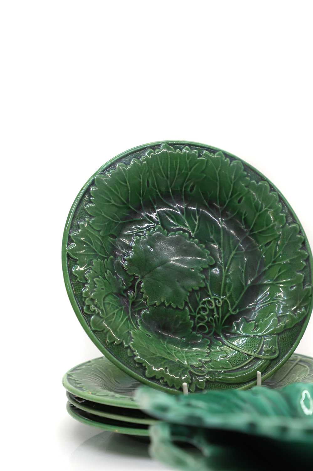 Lot 125 - A collection of Wedgwood and Copeland leaf moulded plates