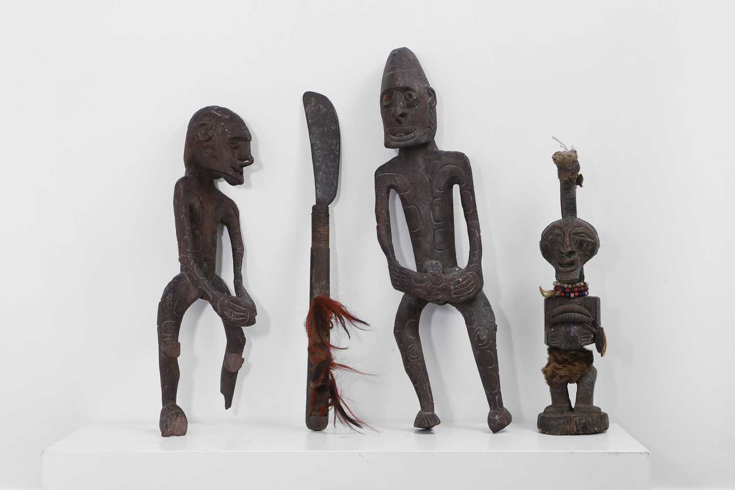 Lot 436 - A group of tribal items