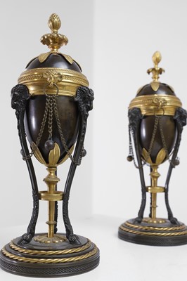 Lot 414 - A pair of gilt and patinated bronze cassolettes