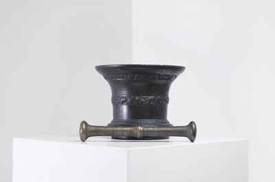 Lot 427 - A leaded bronze mortar