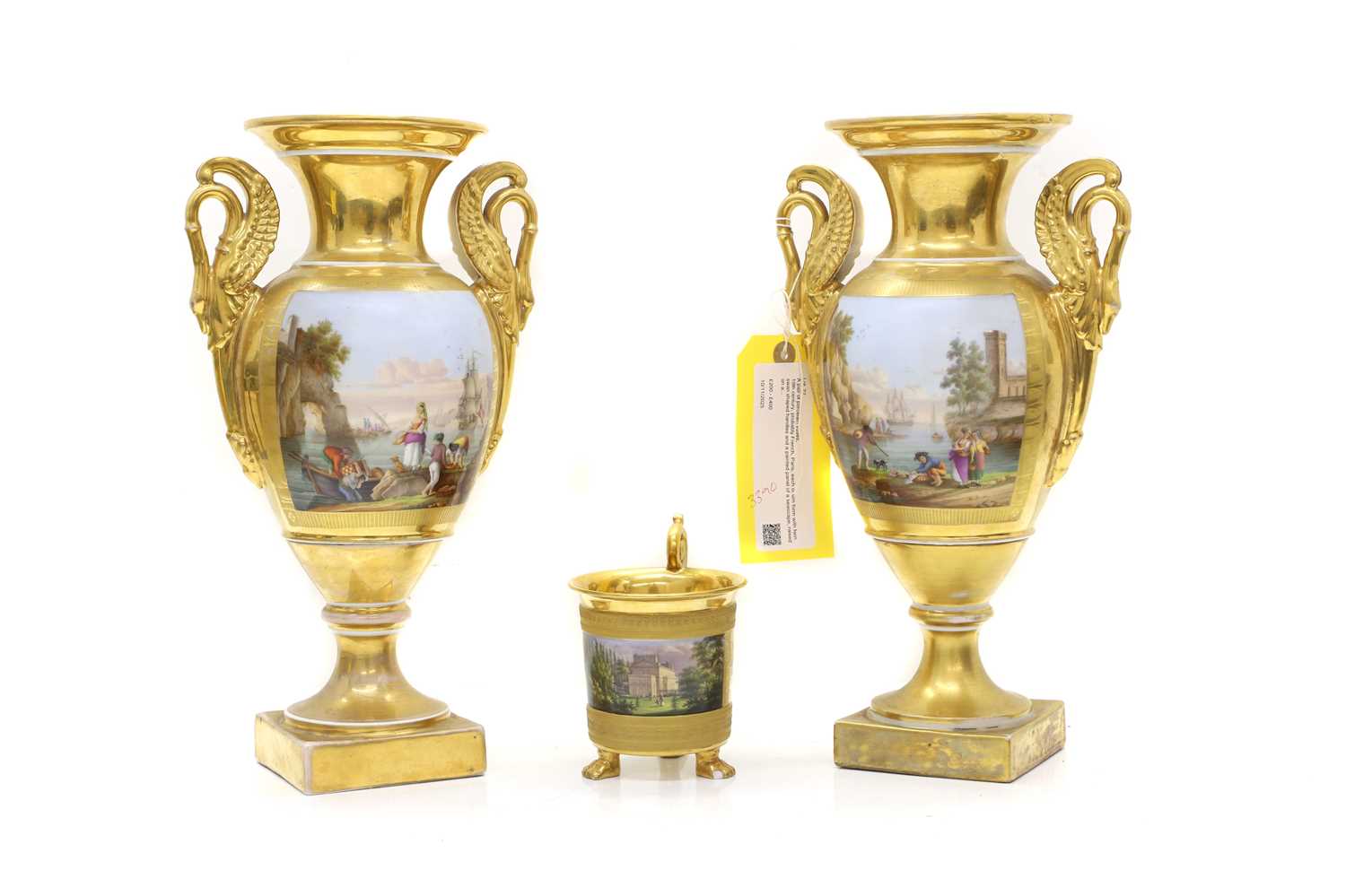 Lot 72 - A pair of porcelain vases