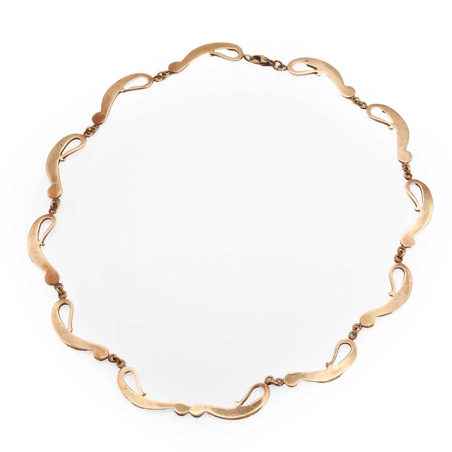 Lot 39 - A rose gold fancy link necklace