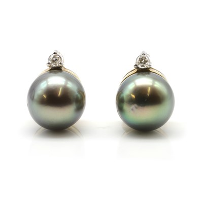 Lot 131 - A pair of Tahitian pearl and diamond stud earrings