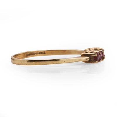 Lot 93 - A 9ct gold ruby five stone ring