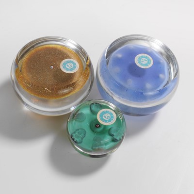 Lot 43 - A group of three Paul Ysart glass paperweights