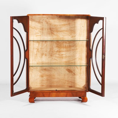 Lot 71 - Art Deco style