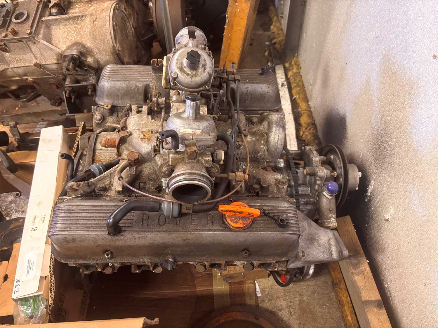 Lot 130 - A Rover V8 3500cc engine,