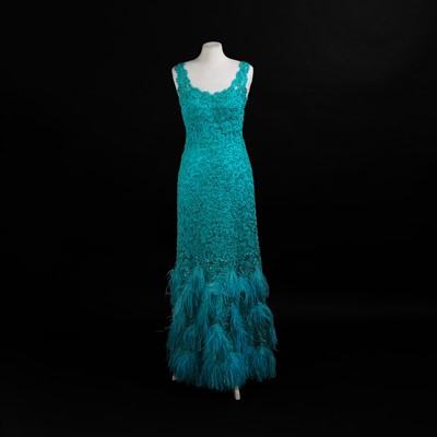 Lot 1346 - A Norman Hartnell silk coat and occasion dress