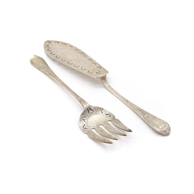 Lot 10 - A pair of Victorian silver fish servers