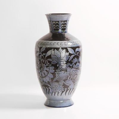 Lot 8 - C H Brannam Pottery