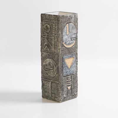 Lot 279 - Simone Kilburn for Troika Pottery