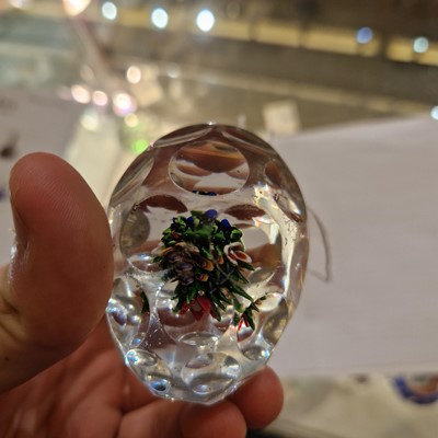 Lot 37 - A Saint-Louis glass hand-cooler paperweight