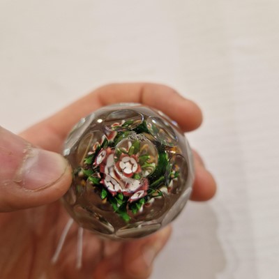 Lot 37 - A Saint-Louis glass hand-cooler paperweight